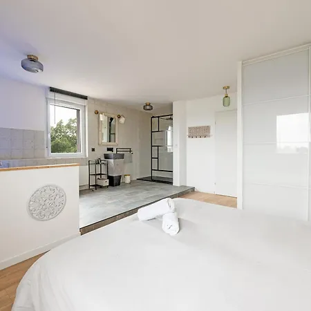 Appartement Premium Jacuzzi Terrasse Climatisation Frouzins Exterior foto